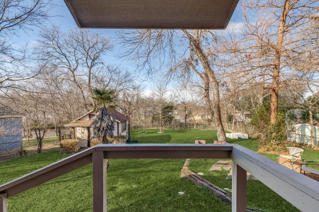 Valwood Park 06 - Residential