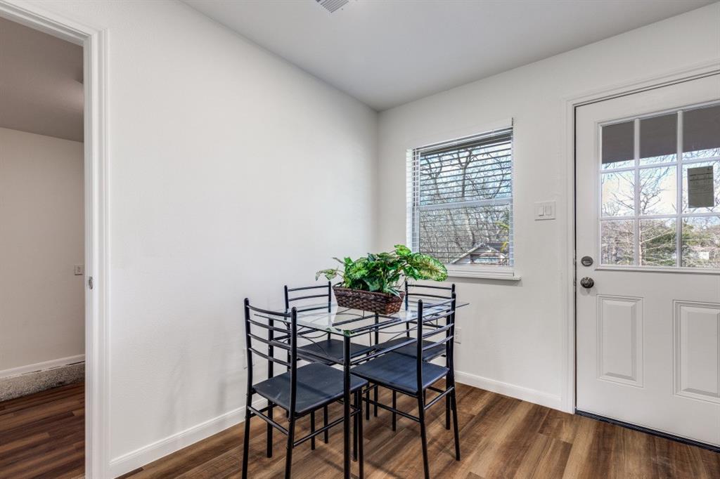 Valwood Park 06 - Residential