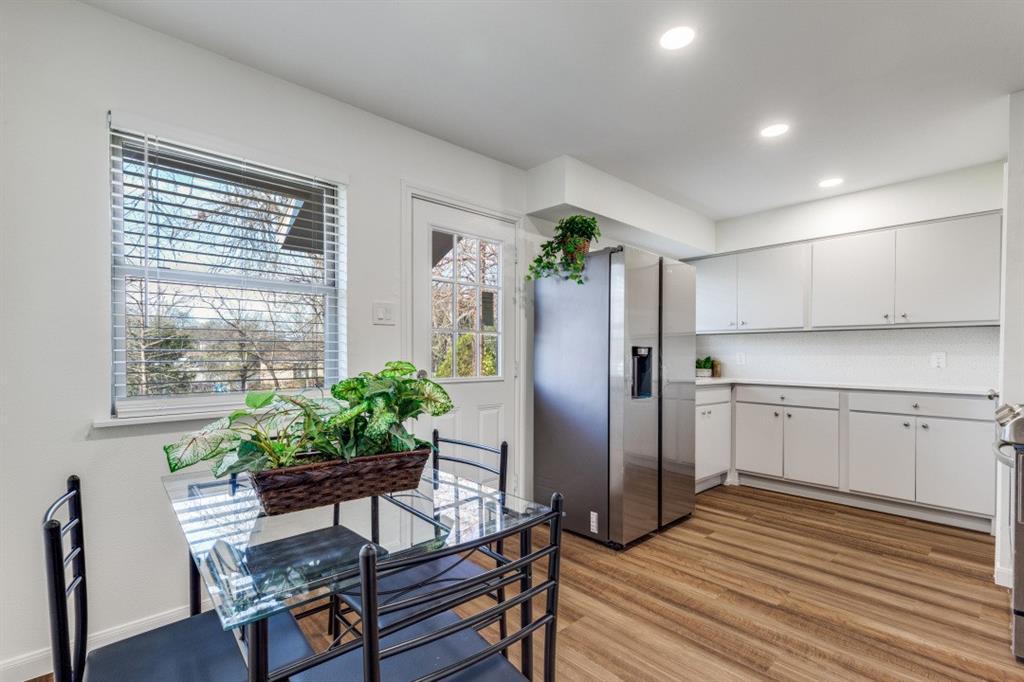 Valwood Park 06 - Residential