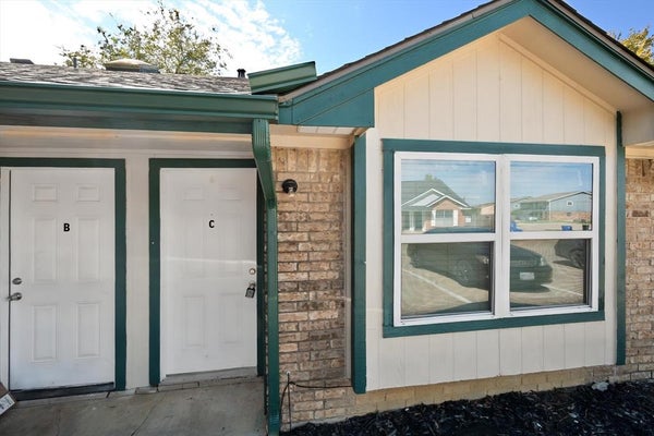 311 KINGS WAY DR, MANSFIELD, TX 76063 - Image 781bcd04a8515f6aa2dfd1163c900cb9/726359347