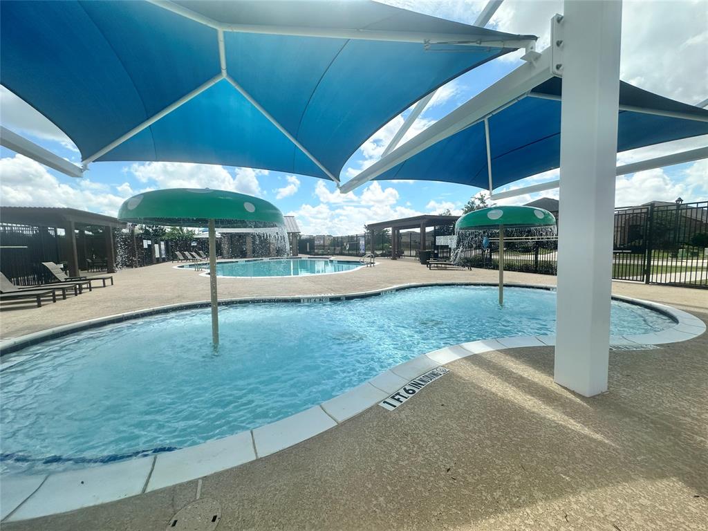 Revel Stoke - Residential