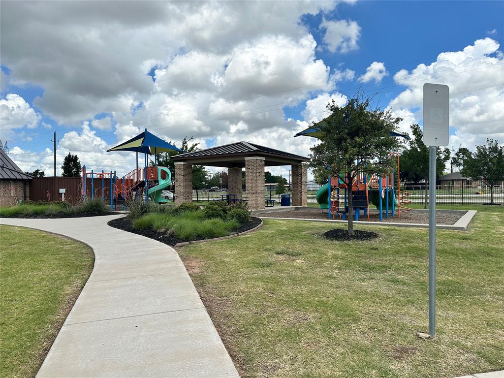 Revel Stoke - Residential