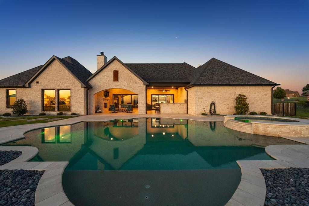144 Condor View