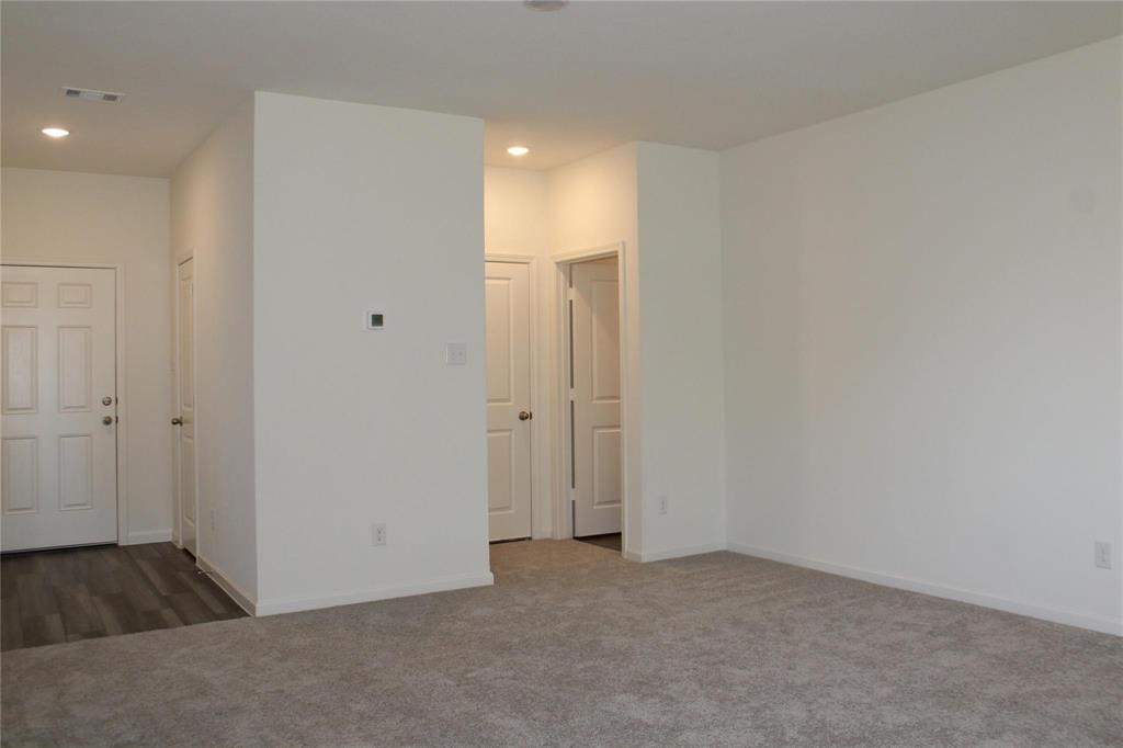 Meadow Park Phase 1A - Residential Lease