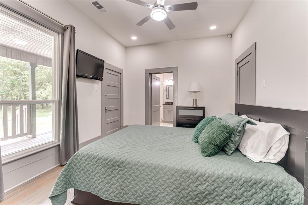 Orig Town Of Lone Oak - Residential