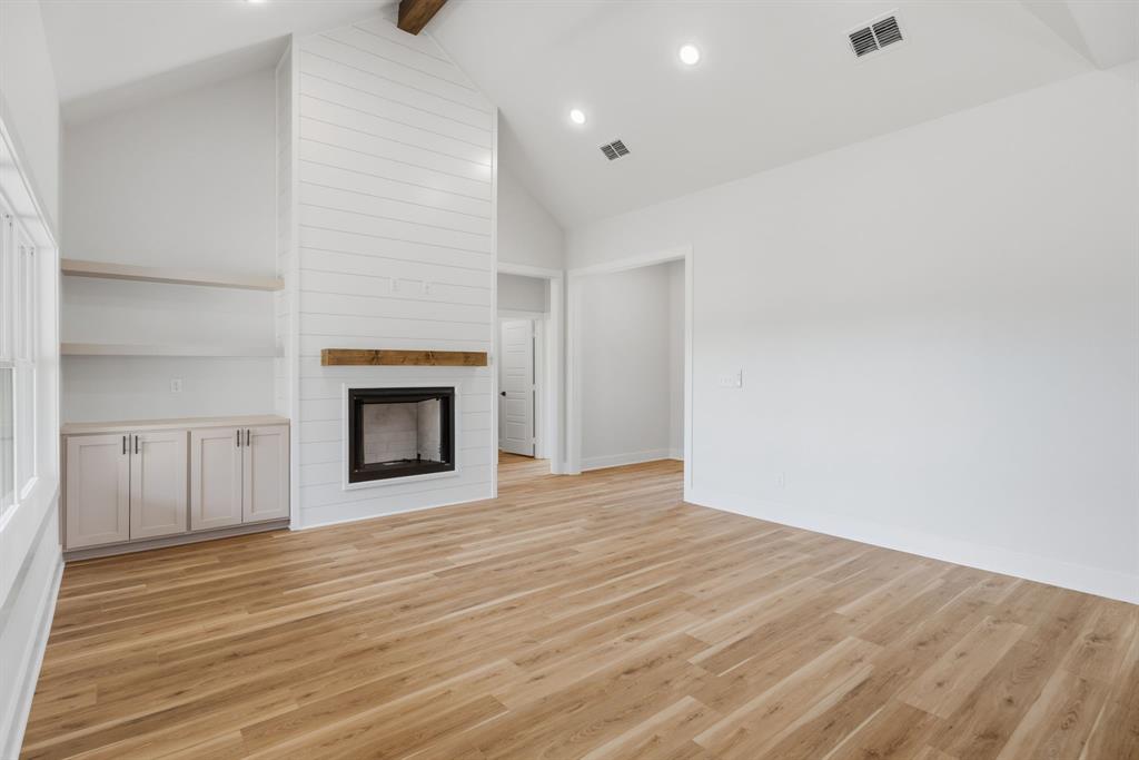 The Meadows East - Residential