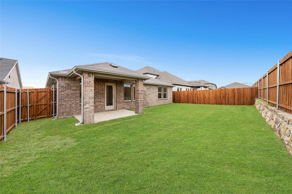 STONEHAVEN PH 3 - Residential Lease