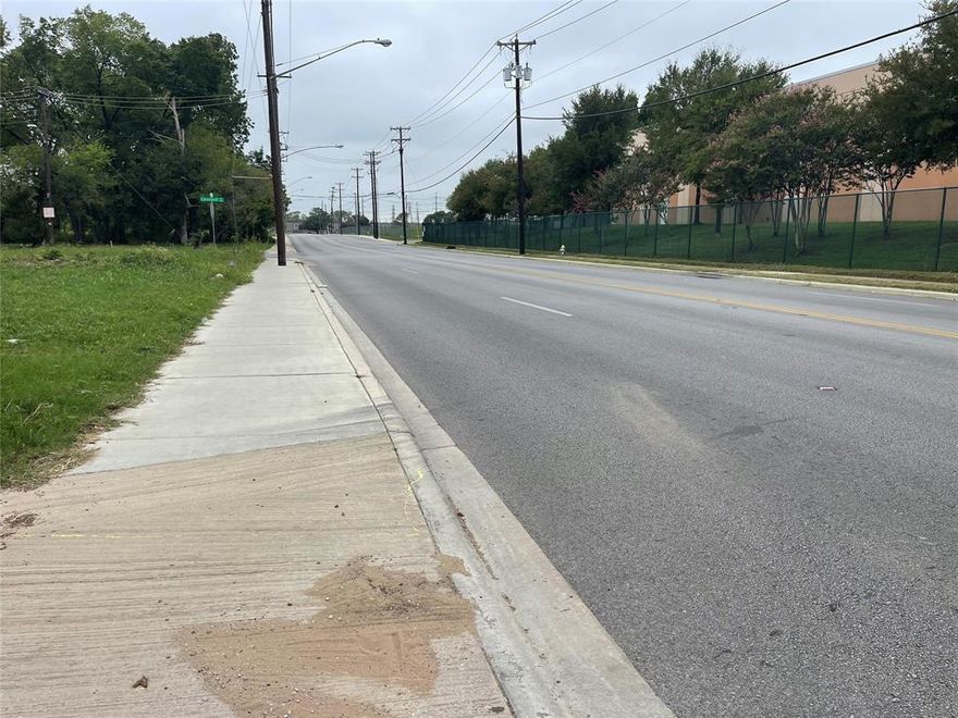 Prime opportunity for development, this corner lot is almost a quarter acre and is zoned Commercial PD.  Level cleared corner lot in a prime location with great access to major highways and also nestled near many City amenities including Fair Park.  Al Lipscomb Way is newly reconstructed arterial road project with new asphalt and sidewalk. Zoned PD 595, South Dallas-Fair Park Special Purpose District for Mixed Use Development - walkable mixed-use district.  Refer to PD ordinance and exhibits in documents. Many development options including MF with SUP.