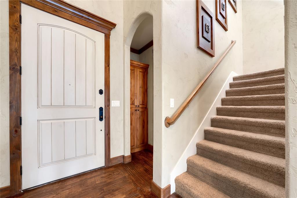 9201 Navajo Bluffs Court