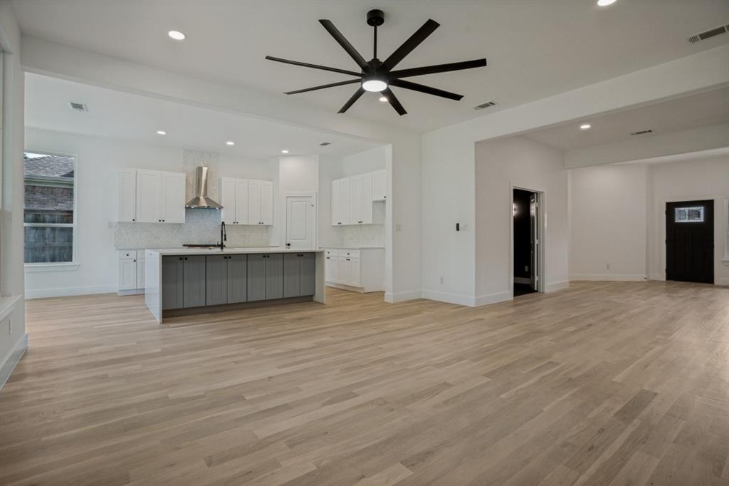 2845 Laurel Oak Drive