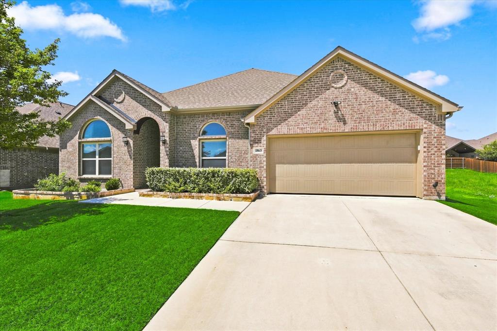 1863 Silver Birch Road