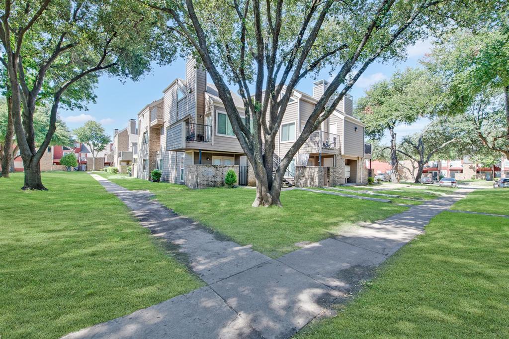 9829 Walnut Street 306