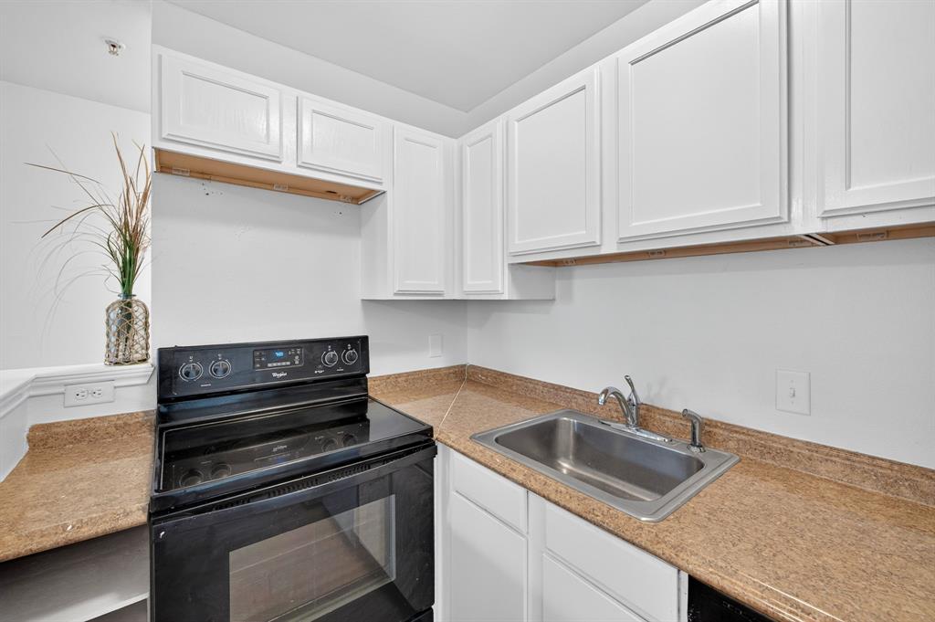 9829 Walnut Street 306