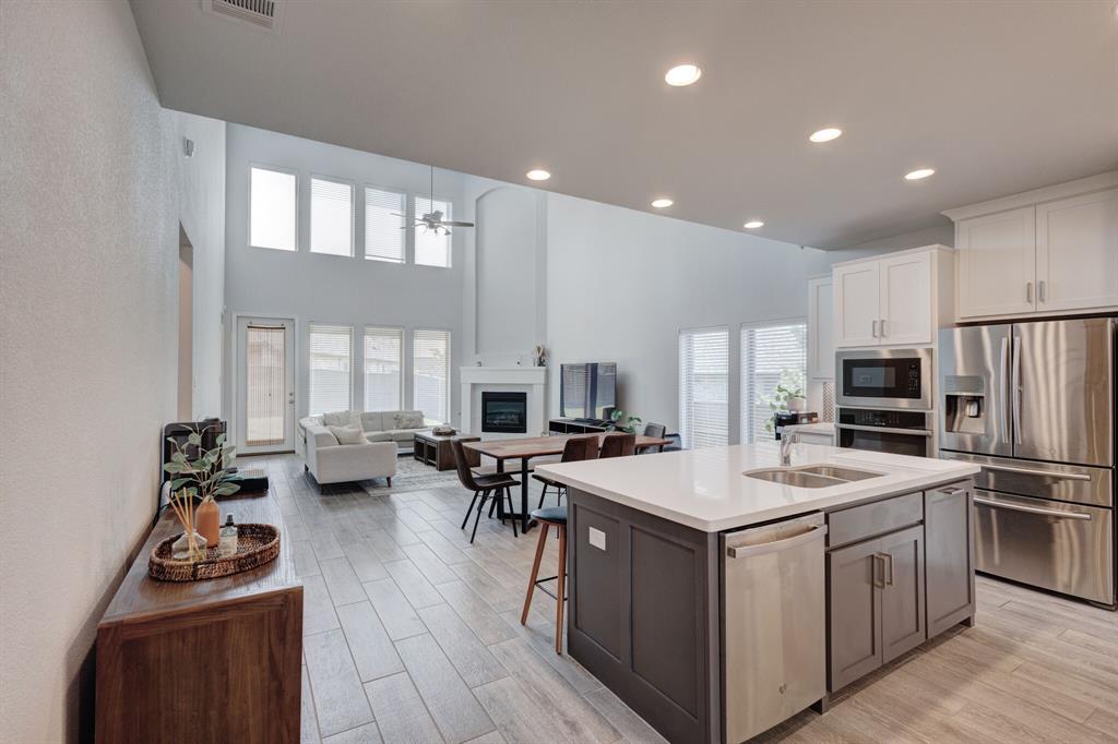 DEVONSHIRE - Residential