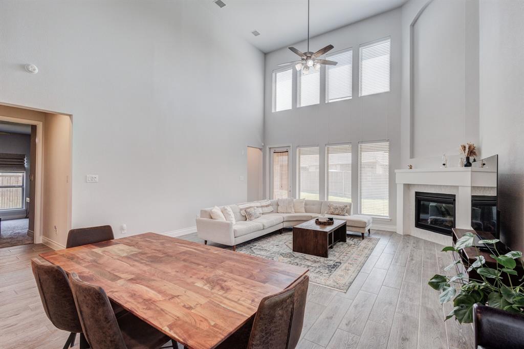 DEVONSHIRE - Residential