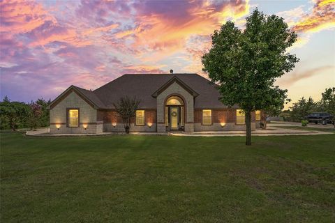 6713 Mustang Trail Sanger TX 76266