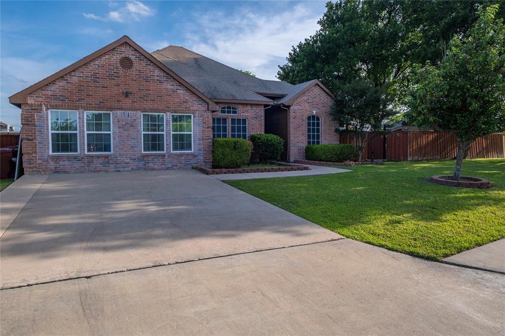 708 Valley Court