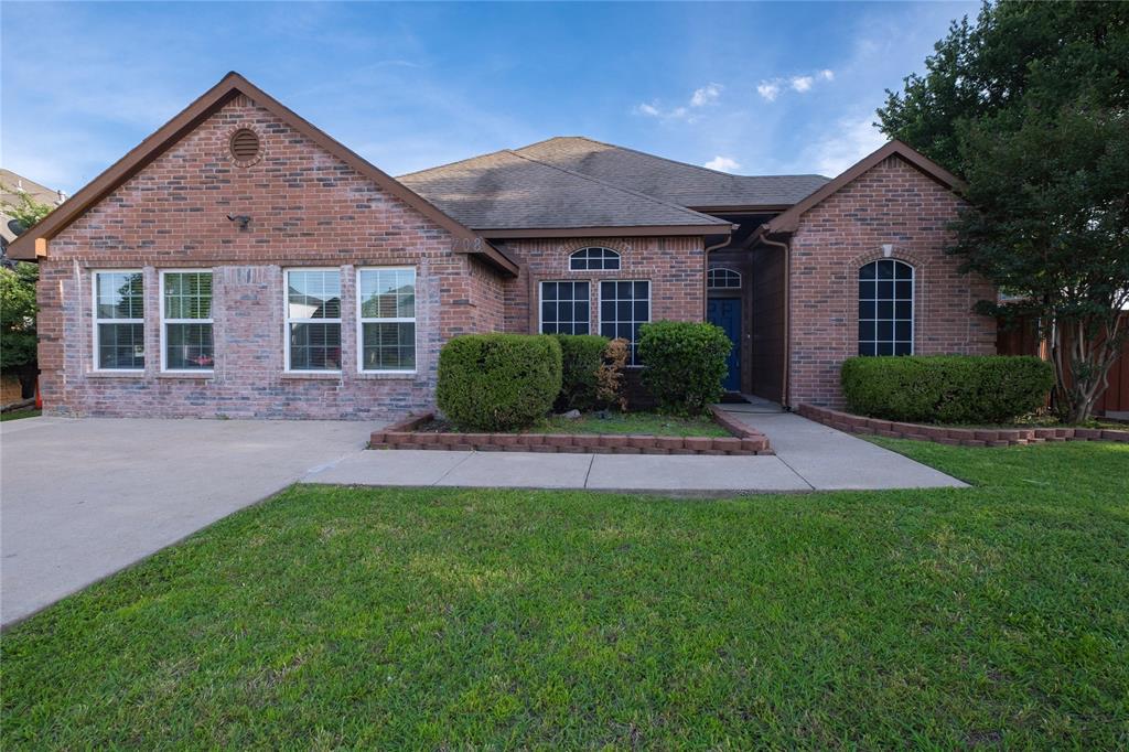708 Valley Court