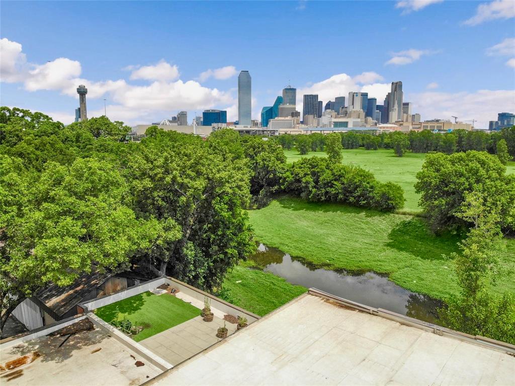 Riverfront - Commercial Sale