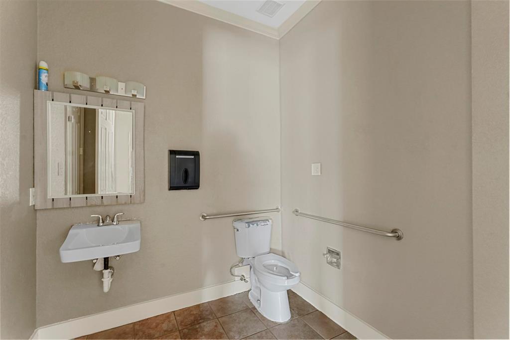 Jbr2 Add - Commercial Lease