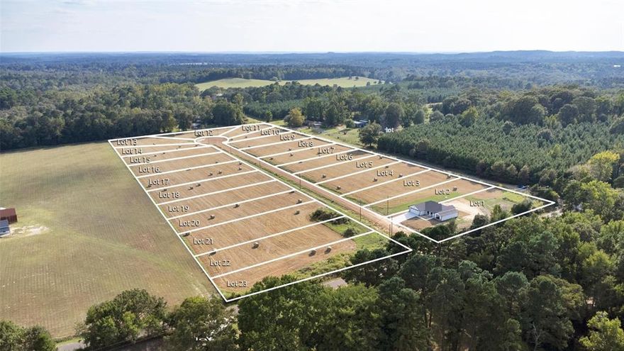 New construction opportunity on a spacious 0.5-acre lot in Gilmer, TX. This listing features the 1550 sq ft floor plan, offering 3 bedrooms, 2 bathrooms, and an open-concept layout designed for comfortable living. The home will include modern finishes, energy efficient features, and quality craftsmanship by a trusted local builder. The lot is currently vacant, and the home shown is a representation of a previously completed build by the same developer.
Buyers have the unique opportunity to customize finishes and certain design elements prior to construction! The pricing, floor plan selection, modifications are subject to modification in accordance with the buyer’s preferences. Until such modifications are agreed upon in writing, the listing agreement and all related marketing shall reflect the price and plan stated herein.