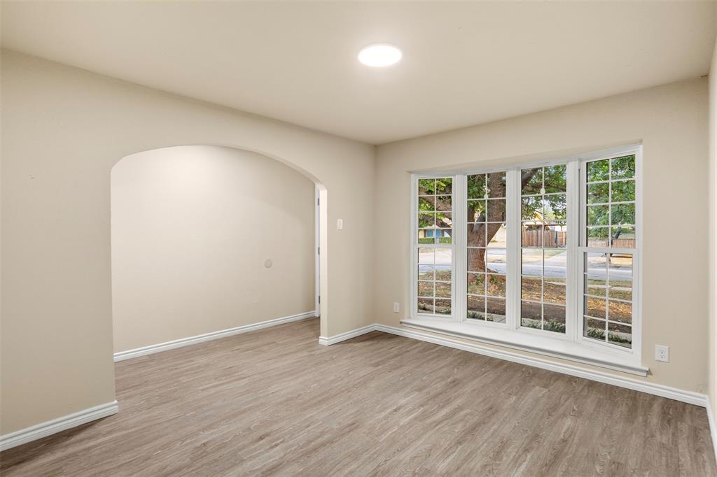 509 E Williamsburg Manor