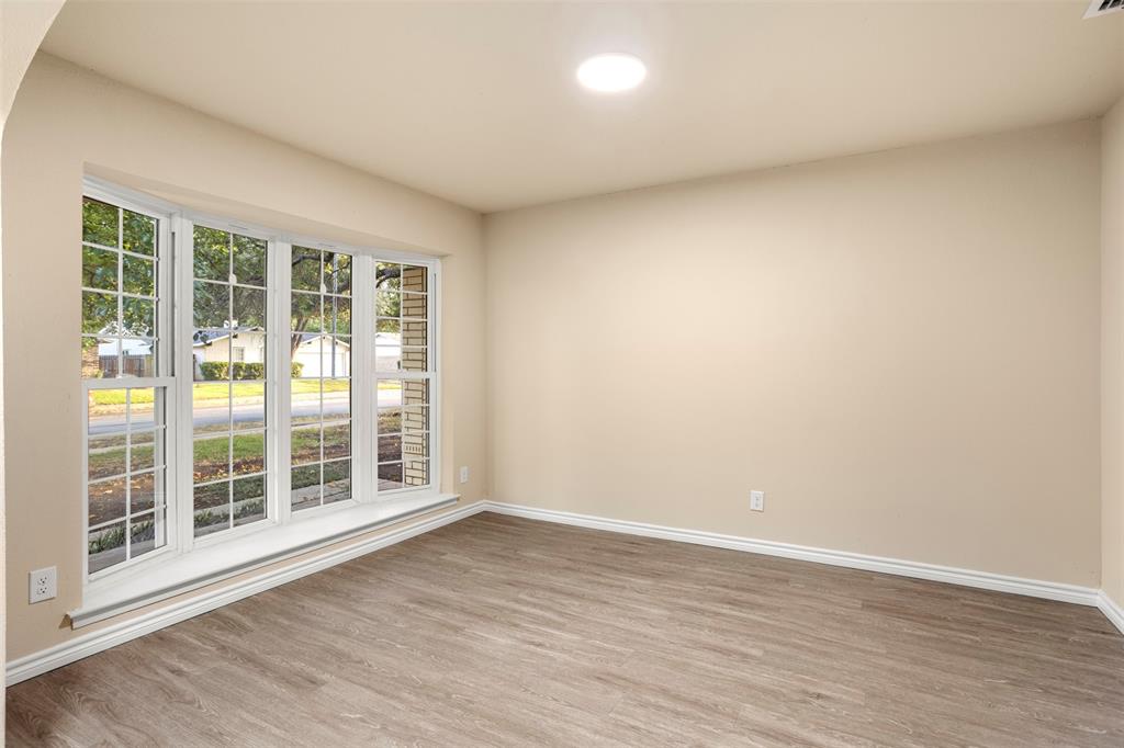 509 E Williamsburg Manor