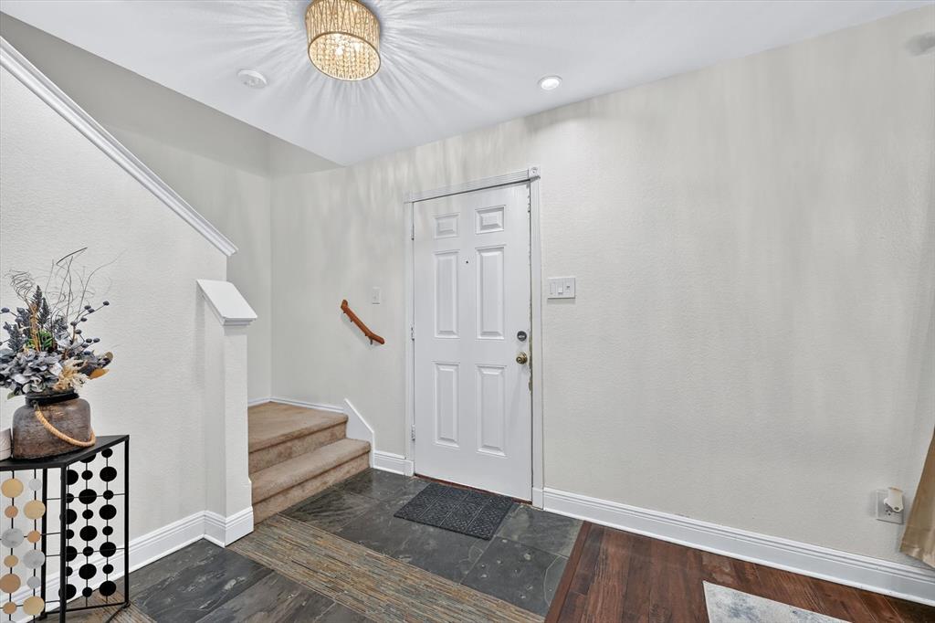 1049 Badger Run