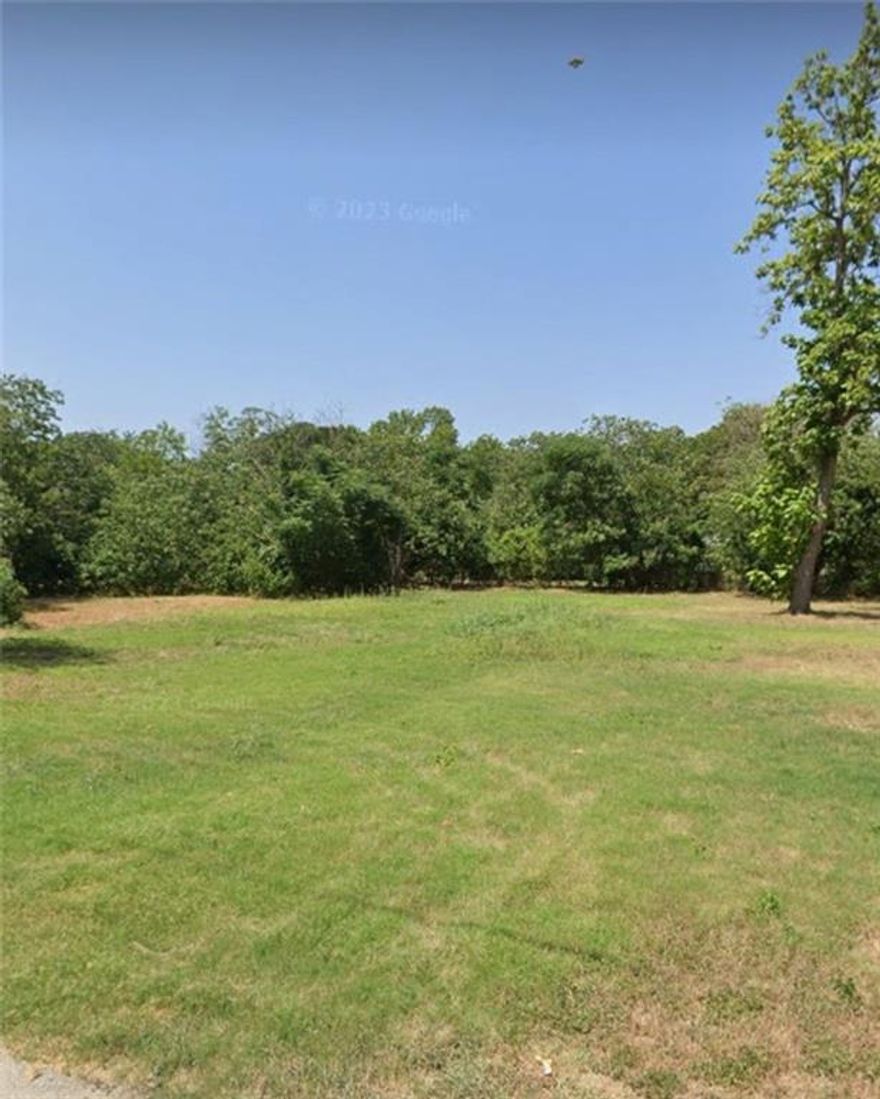 AWESOME OPPORTUNITY TO BUILD YOUR NEXT AIR B AND B OR DUPLEX.. THESE LOTS 620 AND 608 HATTON STREET ARE ZONED R2.  CONVENIENTLY LOCATED LOT 2 MINUTES FROM SAMS CLUB AND HEB.  HIGHLY DESIRABLE LOCATION.  BUILD YOUR DREAM HOME ASK ME HOW.