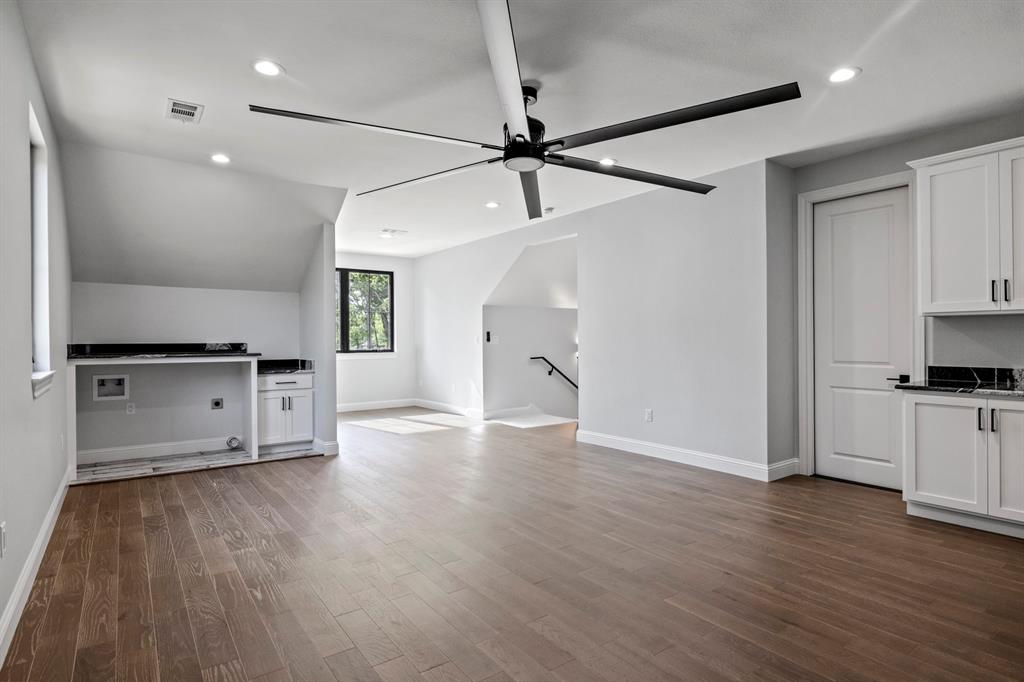 Rych Oaks - Residential