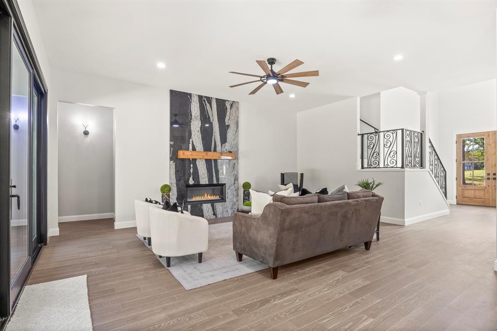 Rych Oaks - Residential