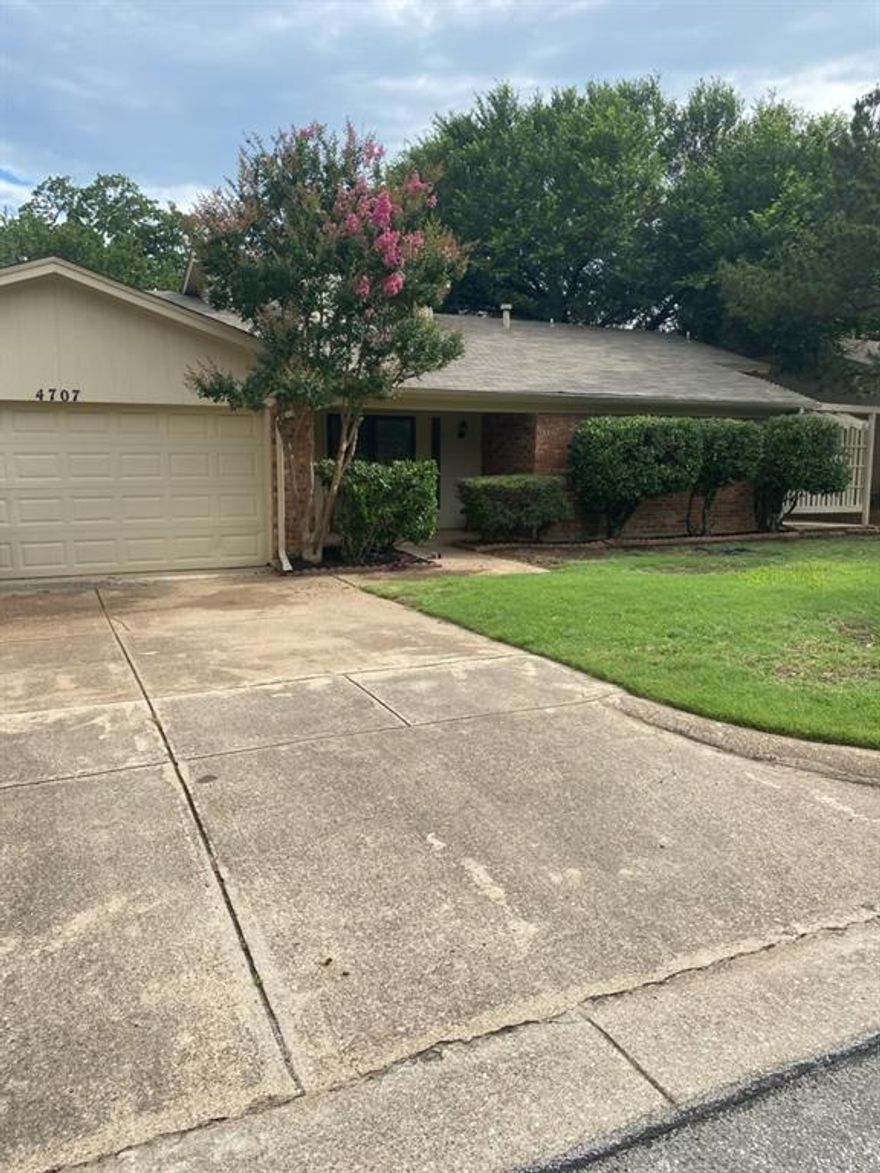 Introducing a charming 3 bedroom, 2 bathroom home in Arlington, TX available for lease. This cozy home features a sunroom perfect for relaxation, vaulted ceilings that add a spacious feel, and laminate wood floors throughout. Enjoy cozy evenings by the wood-burning fireplace or entertain guests at the wet bar. With a 2 car garage for convenience and a fenced backyard with a deck for outdoor enjoyment, this home has everything you need. Don't miss out on the opportunity to make this lovely house your new home. Contact us today for more information.

Customizable Resident Benefit Package Included!

Enjoy the benefits of the Resident Benefits Package (RBP), tailored to your needs. Choose from our tiered pricing options, starting at just $25.99 per month. Your RBP may include:

–Liability insurance
–HVAC air filter delivery (for applicable properties)
–On-demand pest control
–And more!

Contact us today to learn more about the RBP tiers and find the perfect fit for you.

Additional Offers:

–Security Deposit Replacement Program: Ask us about reducing move-in costs!

–This property comes equipped with Gig-Speed Internet at $65.00 per month!

The owner does not allow pets.

Note: Information is reliable but subject to change. Verify all details before applying.