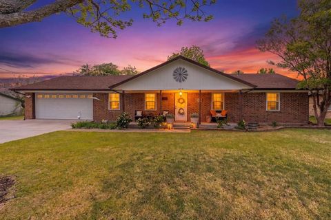 604 E Fm 272 Celeste TX 75423