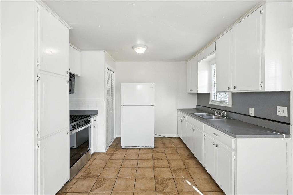 Hyde-Jennings Sub - Residential