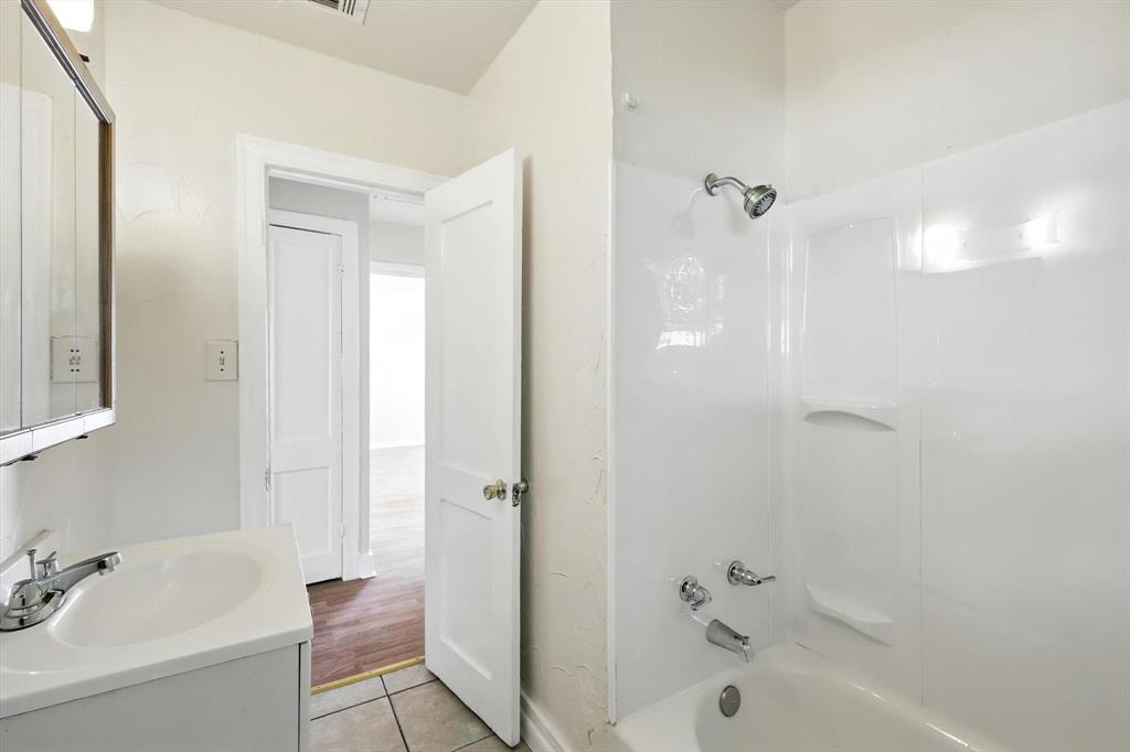 Hyde-Jennings Sub - Residential