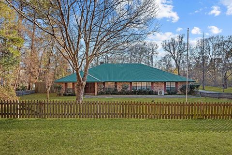 MLS: 20852722