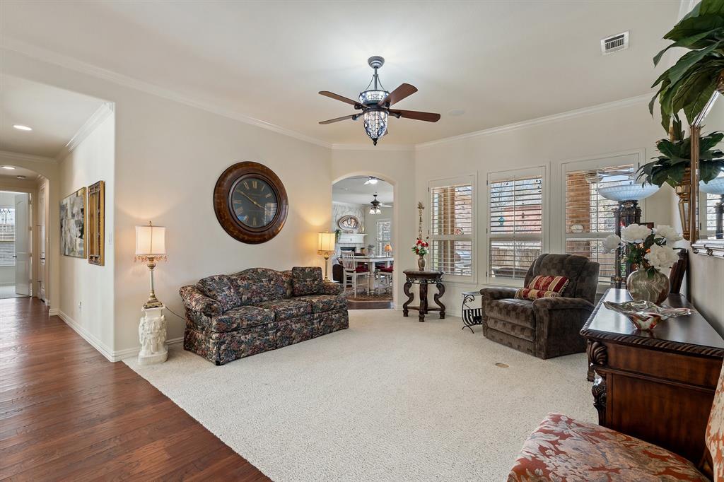 2318 Highgate Drive