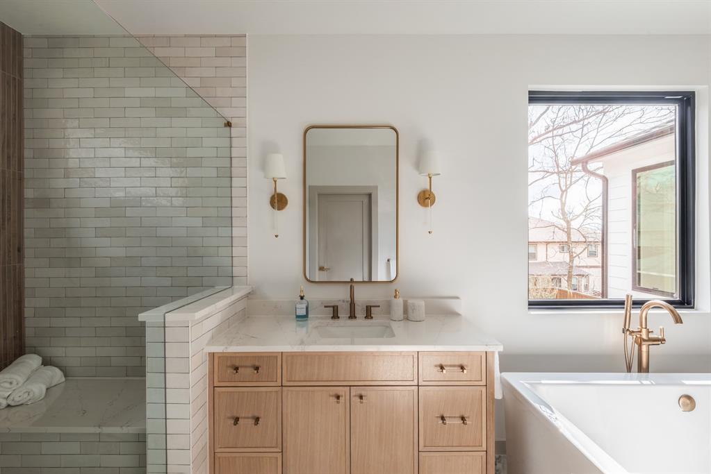 Lakeside Hills - Residential