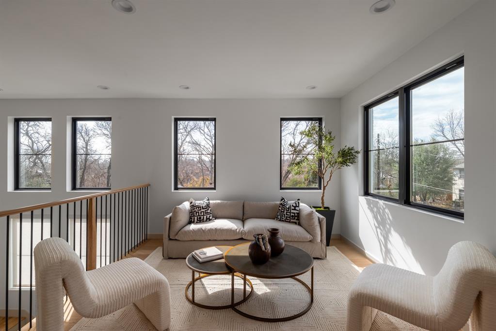 Lakeside Hills - Residential