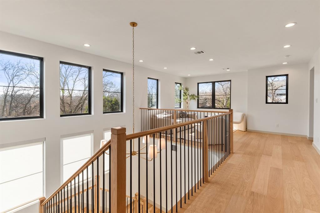 Lakeside Hills - Residential