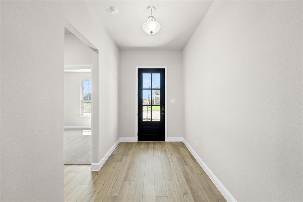 4313 Noble Lane