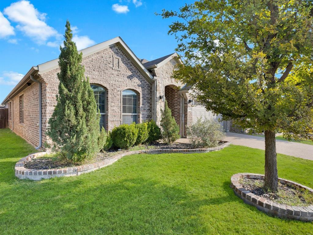 3025 Misty Pines Drive