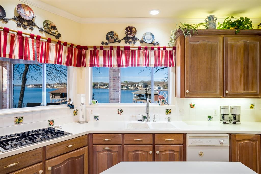 Pinnacle Club - Residential