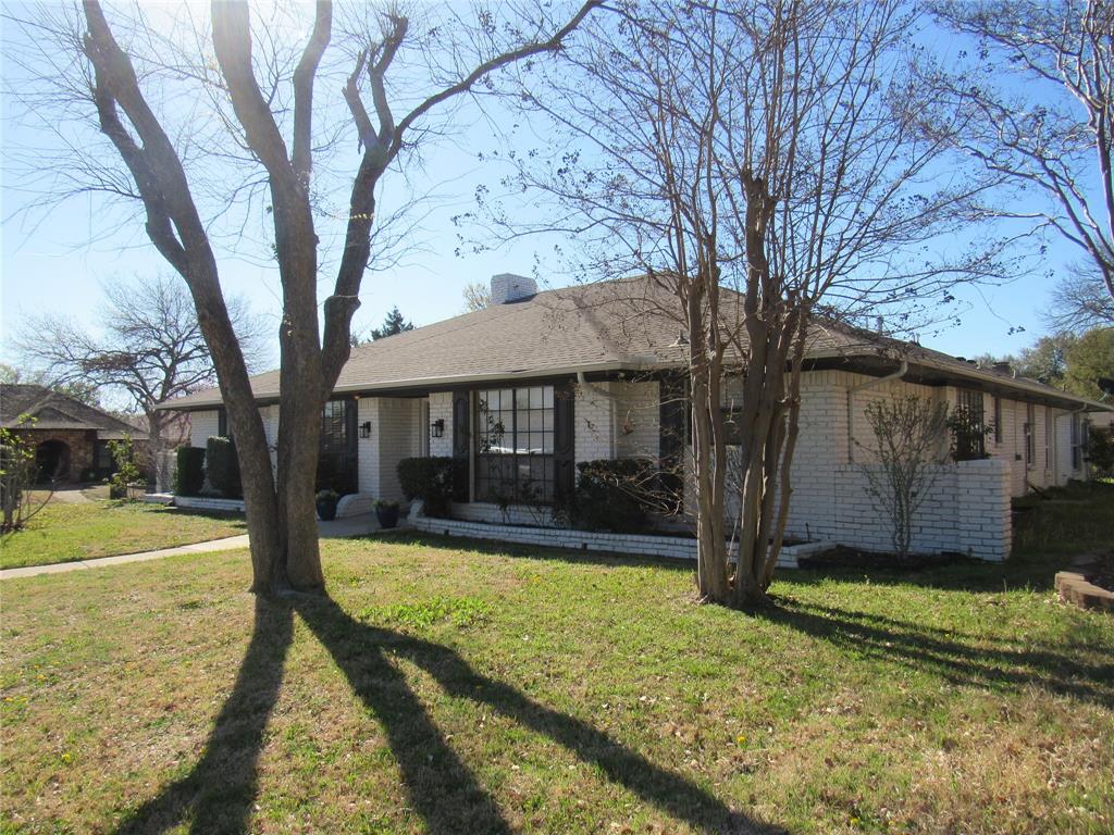 9754 Amberley Drive