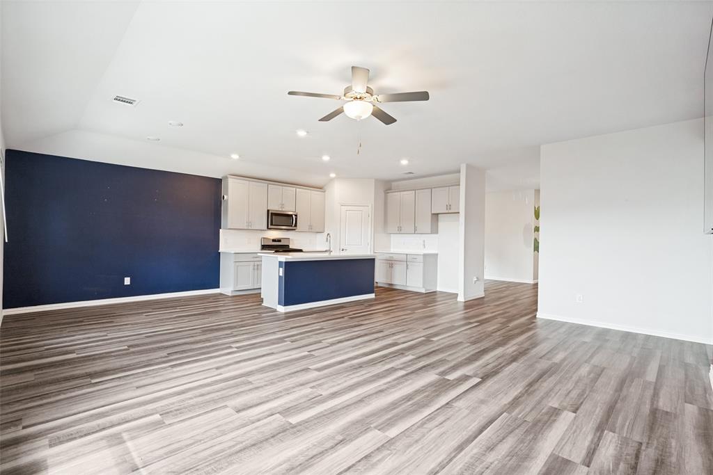 5573 Cypress Willow Bend