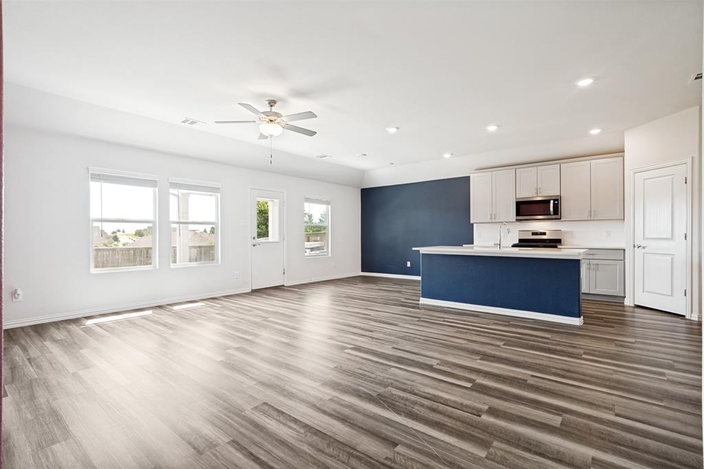 5573 Cypress Willow Bend