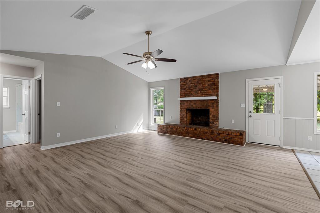 Shreveport, Louisiana 71118, United States, 3 Bedrooms Bedrooms, ,2 BathroomsBathrooms,Residential,Active,199087