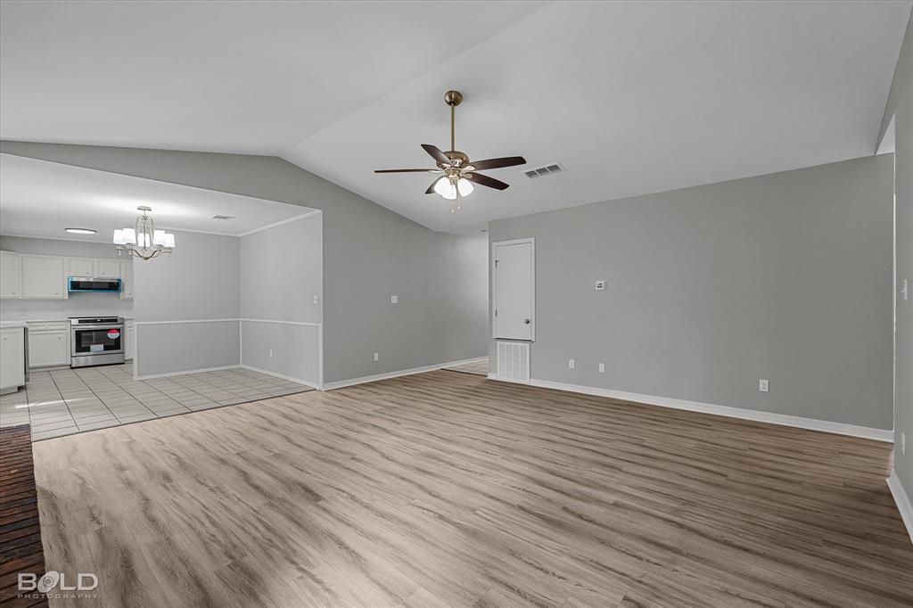 Shreveport, Louisiana 71118, United States, 3 Bedrooms Bedrooms, ,2 BathroomsBathrooms,Residential,Active,199087