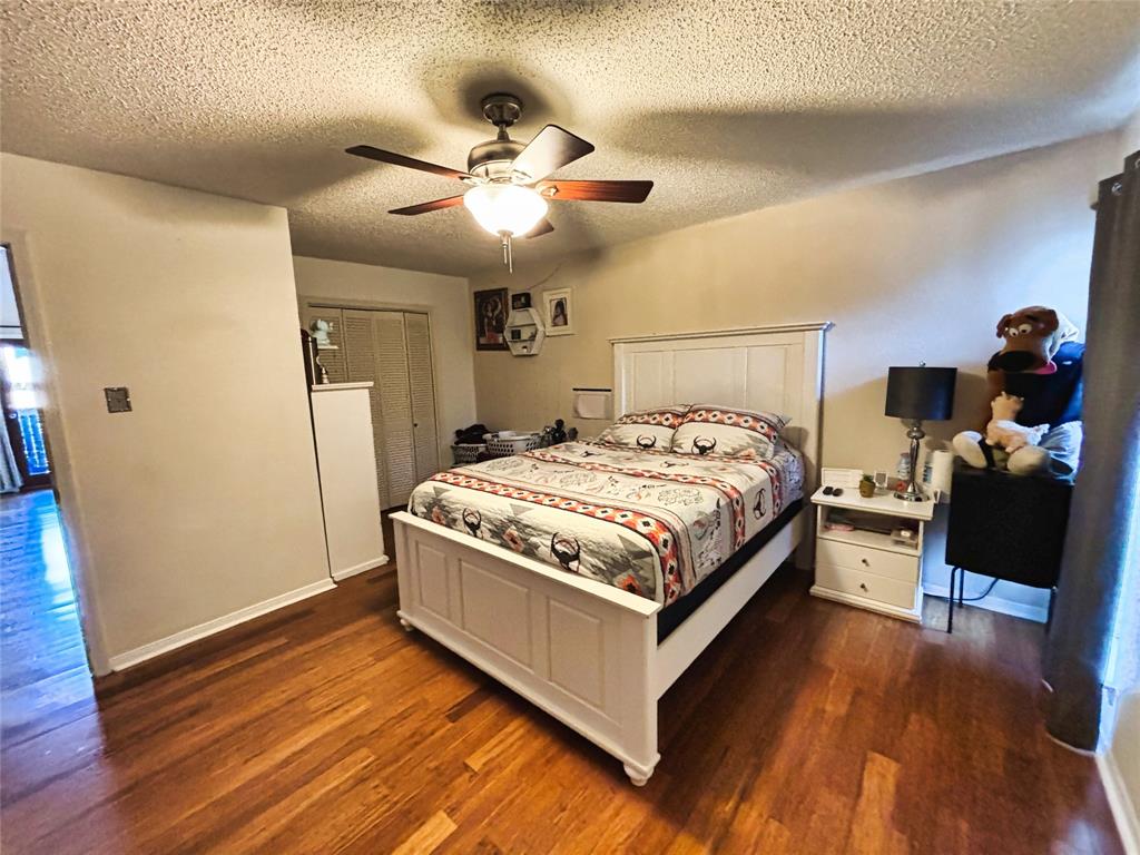 Cloisters Condo The - Residential Lease