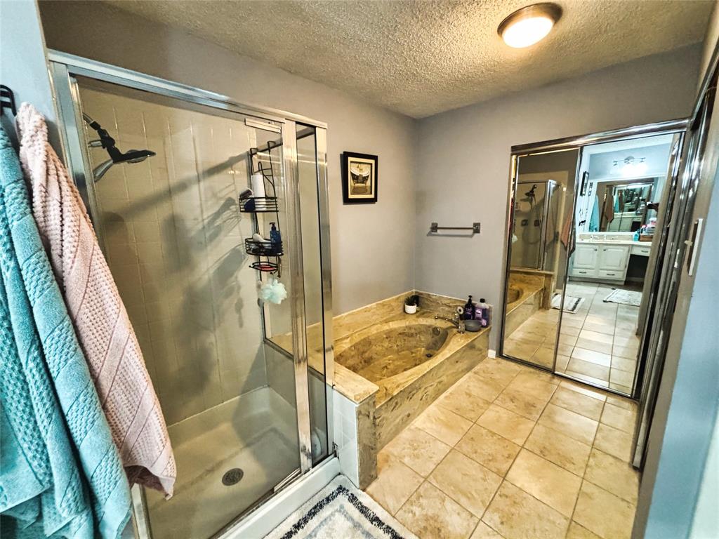 Cloisters Condo The - Residential Lease